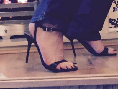 post-26230-0-31983800-1423365558_thumb.j