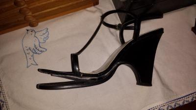 post-2198-0-91486200-1431958181_thumb.jp