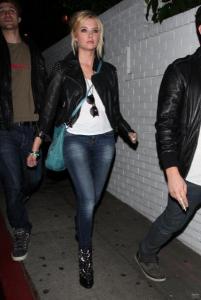 post-1352-0-27593400-1353720208_thumb.jp