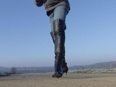 post-1349-0-19218400-1415780744_thumb.jp