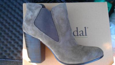 post-2198-0-96262900-1356102754_thumb.jp