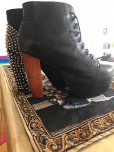 Me my jeffery Campbell SPIKED Lita Man 4.jpg