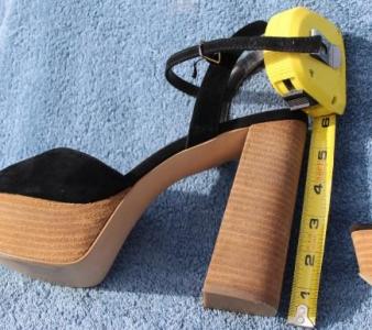 Gretchen 4S 04 H.JPG